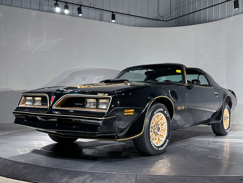 1977 Pontiac Firebird 24
