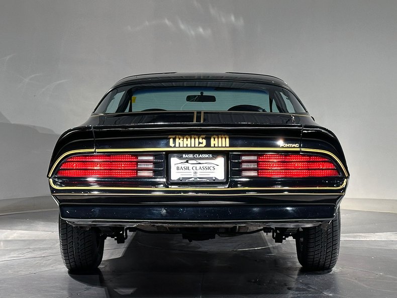 1977 Pontiac Firebird 38