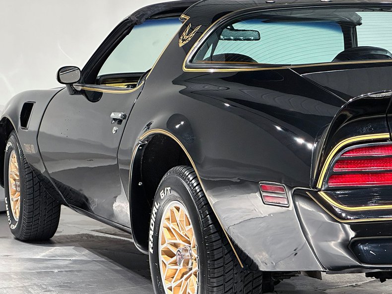 1977 Pontiac Firebird 37