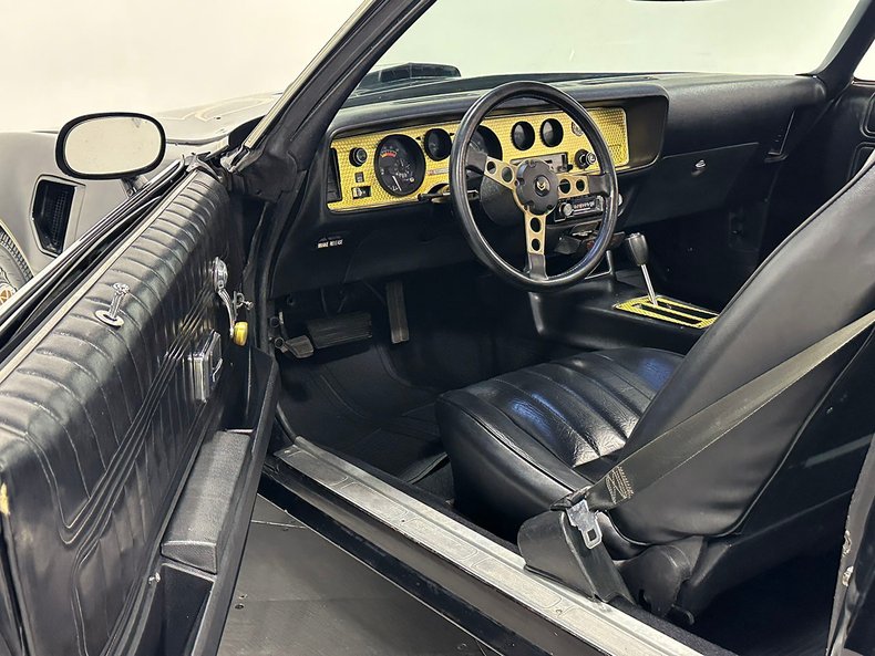 1977 Pontiac Firebird 68