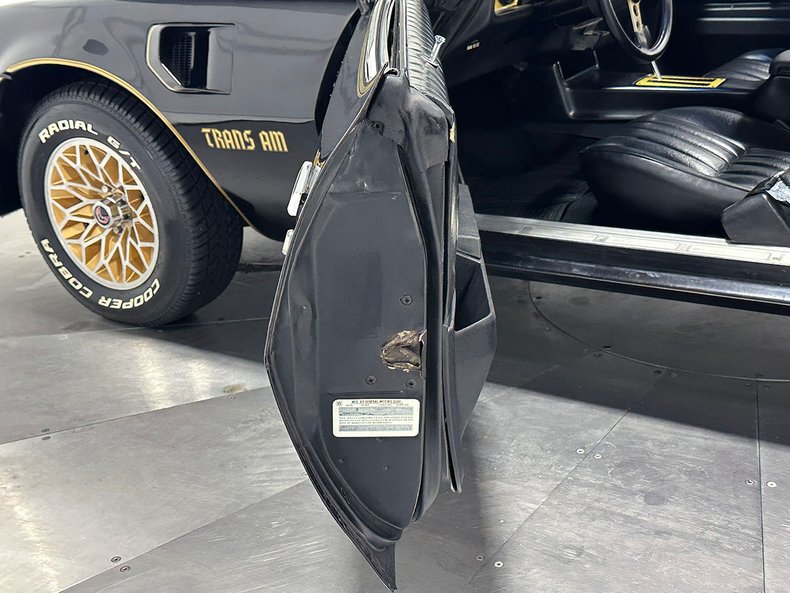 1977 Pontiac Firebird 69