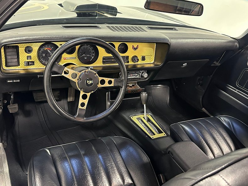 1977 Pontiac Firebird 76