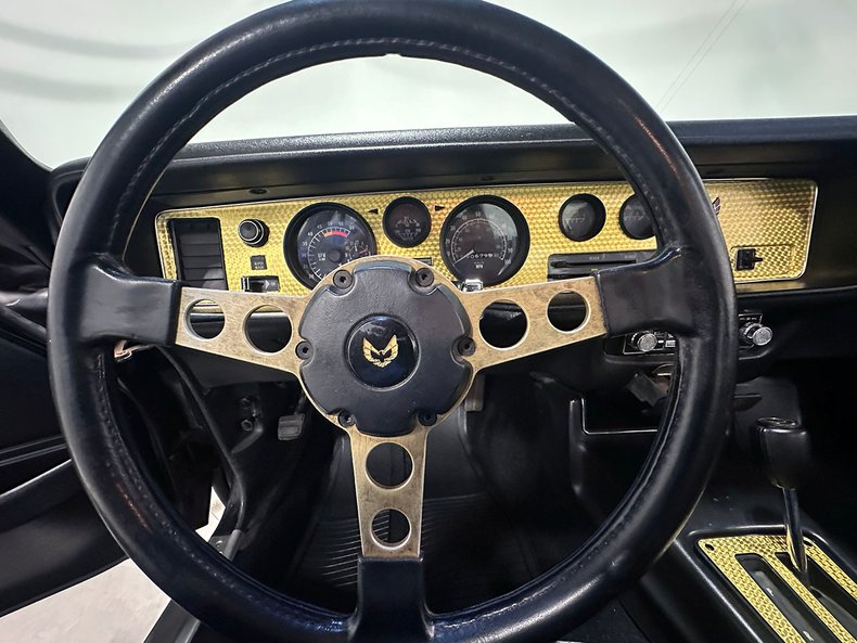 1977 Pontiac Firebird 81