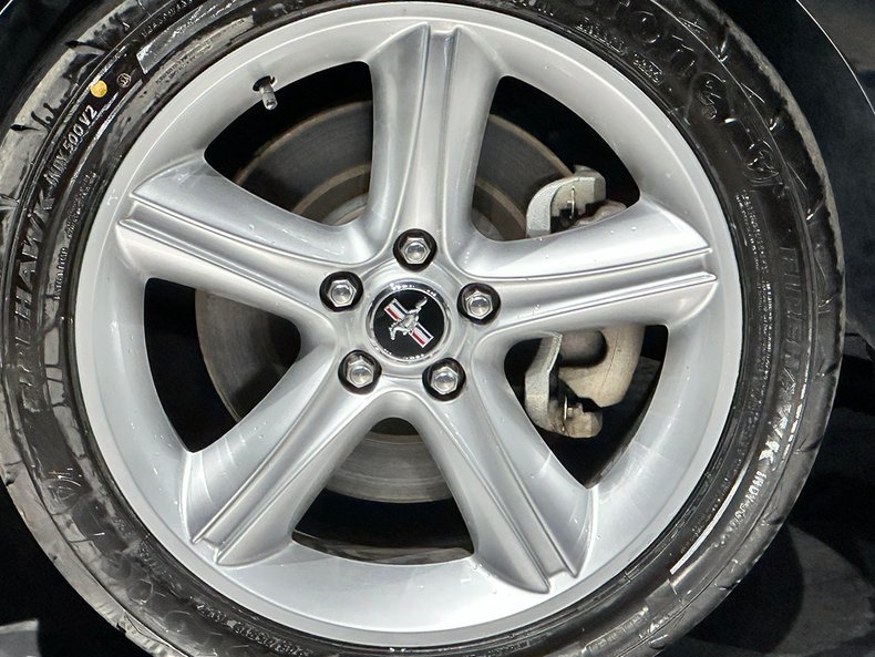 2012 Ford Mustang 13