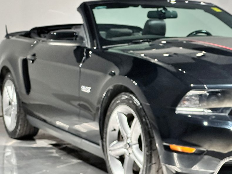 2012 Ford Mustang 18