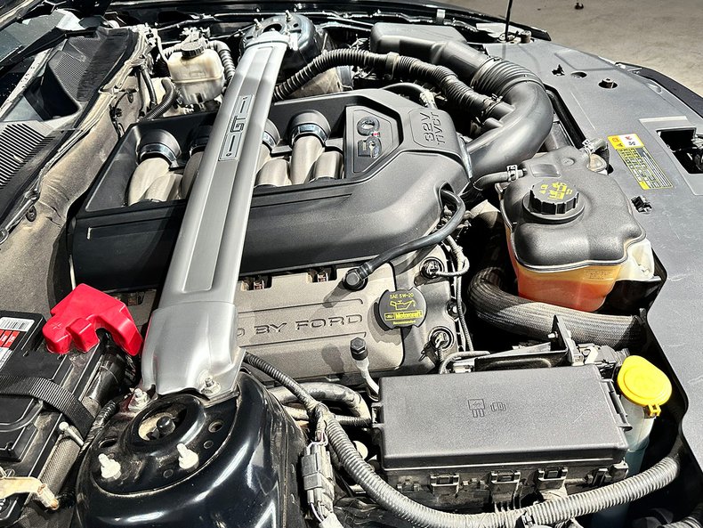 2012 Ford Mustang 24