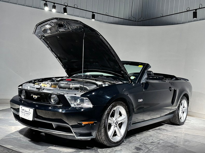 2012 Ford Mustang 26