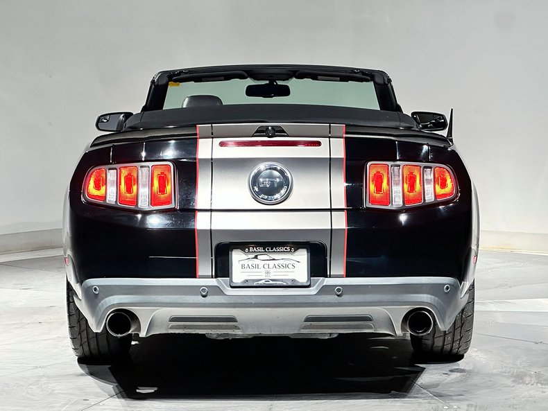 2012 Ford Mustang 33