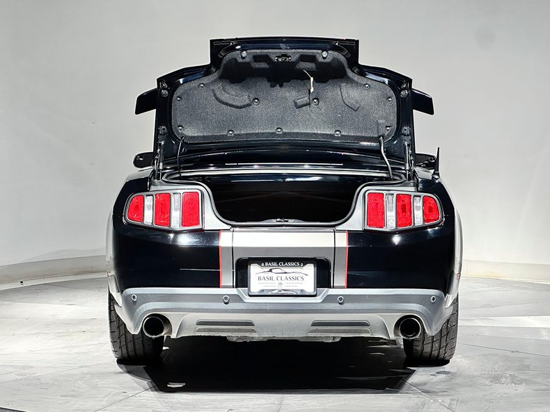 2012 Ford Mustang 35