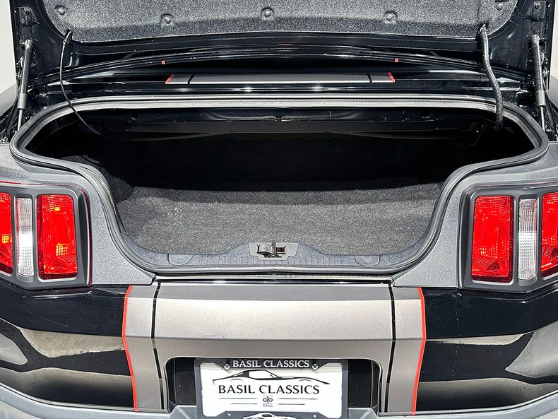 2012 Ford Mustang 37