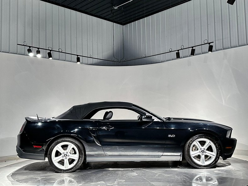 2012 Ford Mustang 81