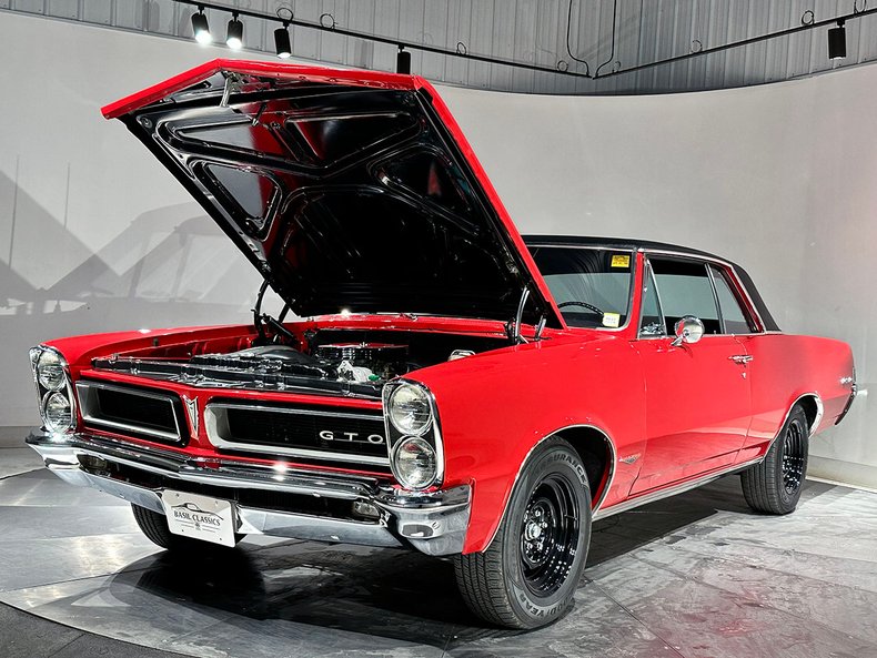 1965 Pontiac GTO 33