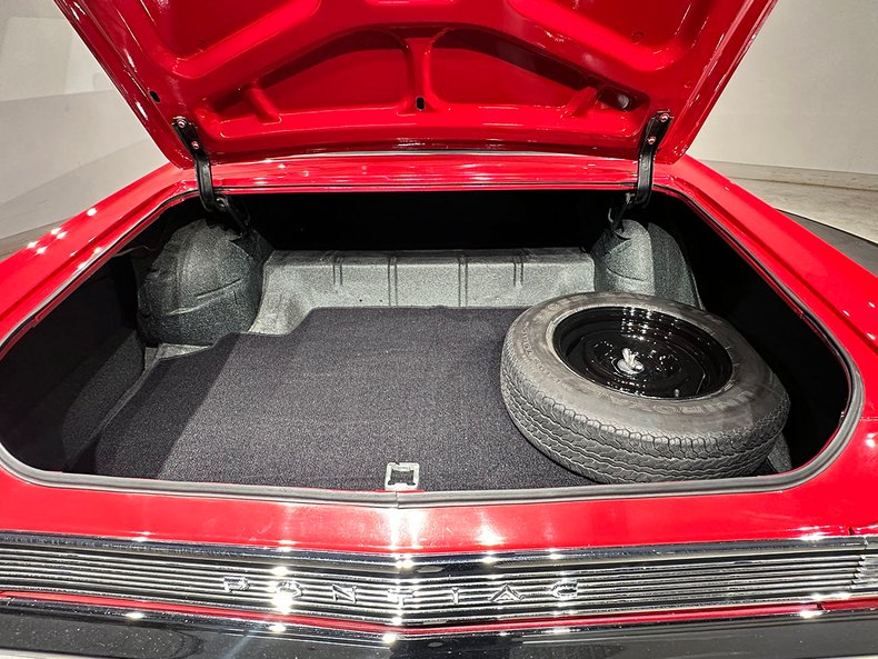 1965 Pontiac GTO 41