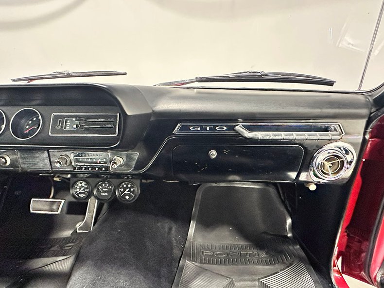 1965 Pontiac GTO 58