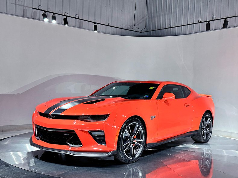 2018 Chevrolet Camaro 2