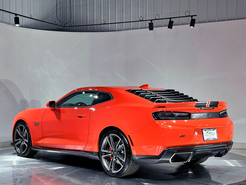 2018 Chevrolet Camaro 12