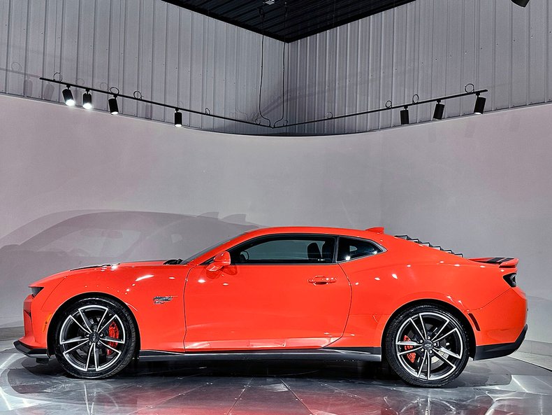2018 Chevrolet Camaro 15