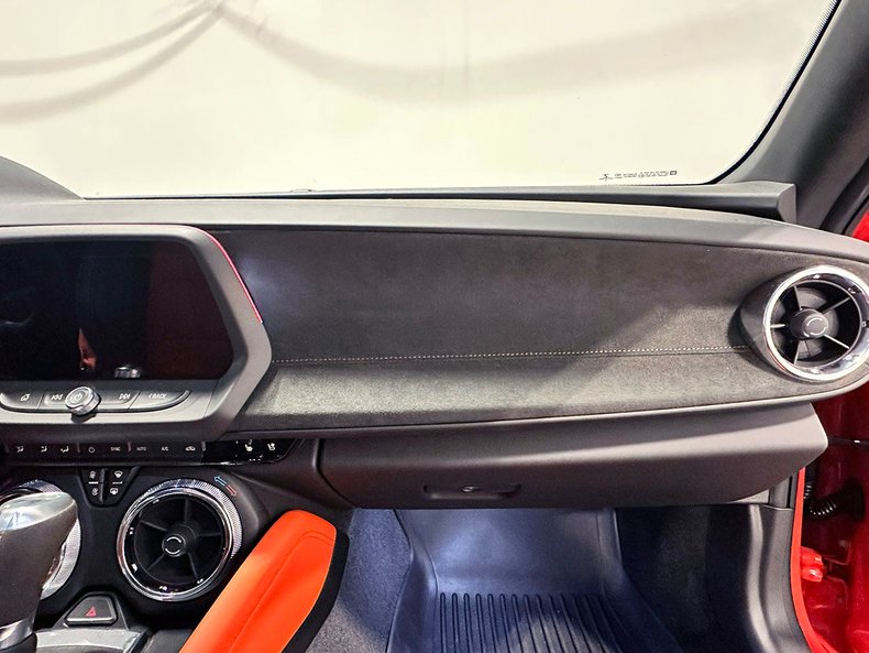 2018 Chevrolet Camaro 54