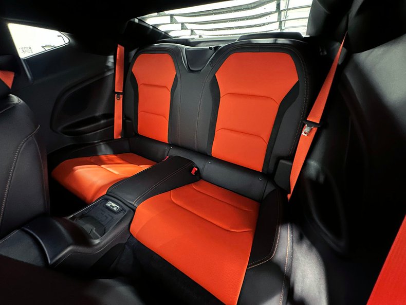 2018 Chevrolet Camaro 74