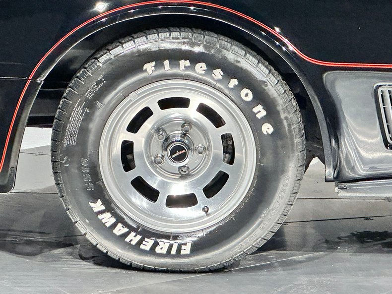 1981 Chevrolet Corvette 11