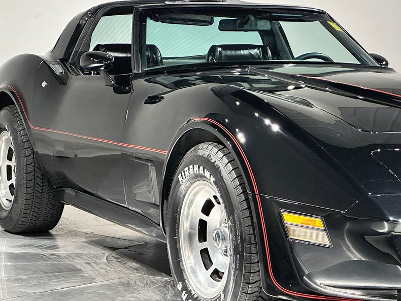 1981 Chevrolet Corvette 18