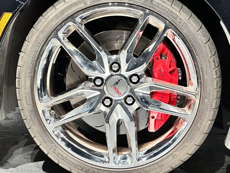 2016 Chevrolet Corvette 11