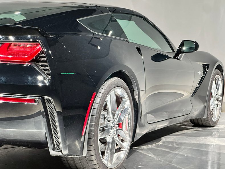 2016 Chevrolet Corvette 19