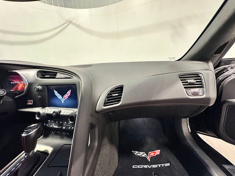 2016 Chevrolet Corvette 35