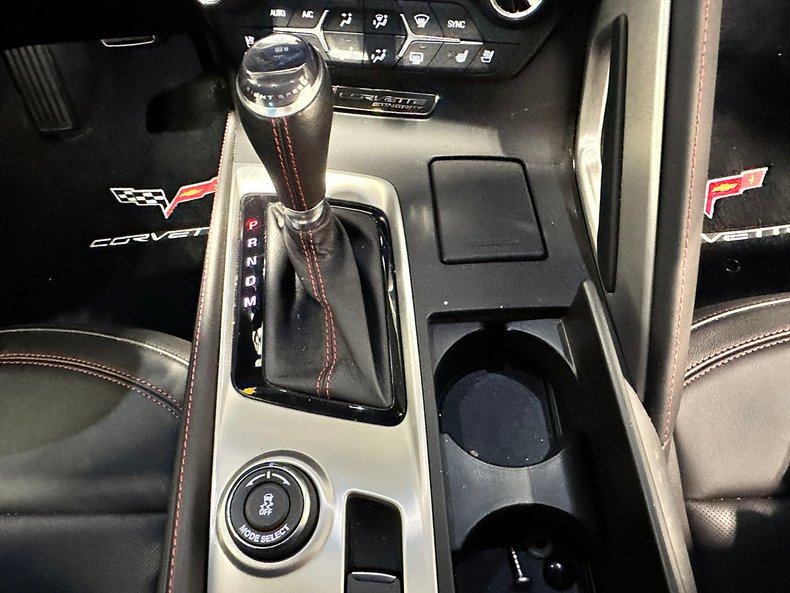 2016 Chevrolet Corvette 38