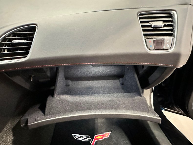 2016 Chevrolet Corvette 36