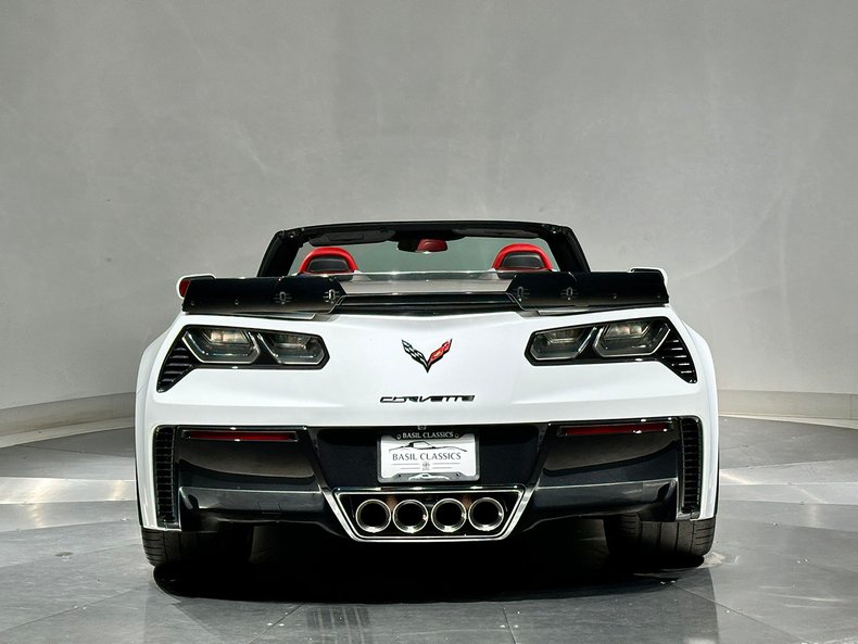 2016 Chevrolet Corvette 11
