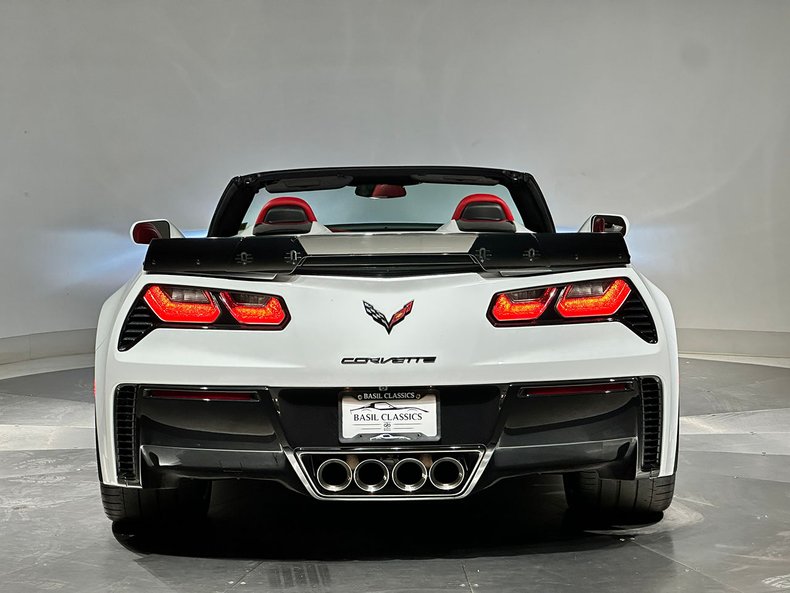 2016 Chevrolet Corvette 33