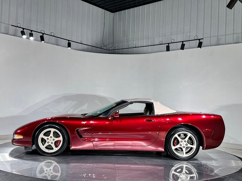 2003 Chevrolet Corvette 14