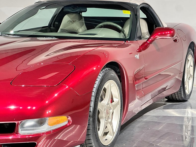 2003 Chevrolet Corvette 18