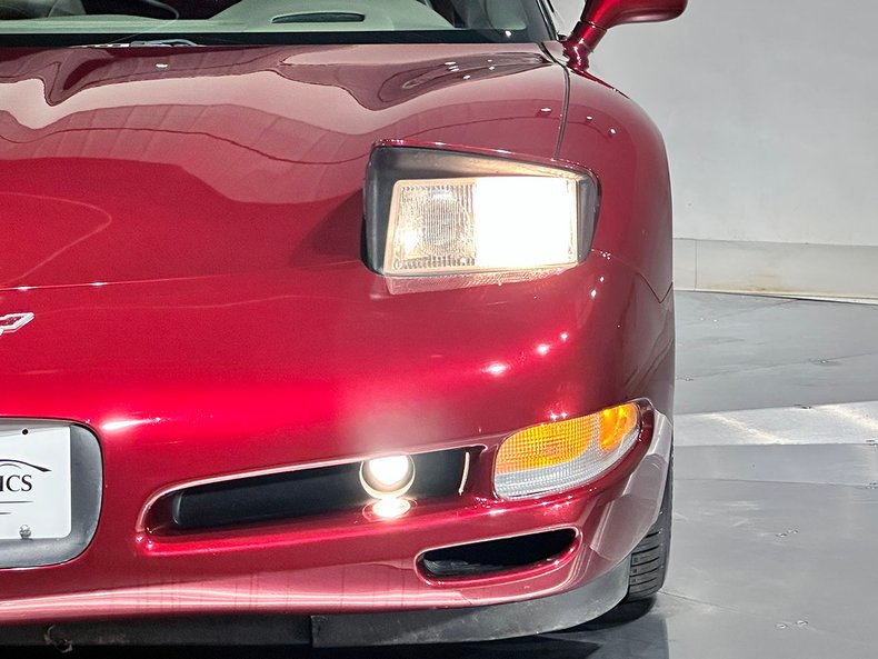 2003 Chevrolet Corvette 24