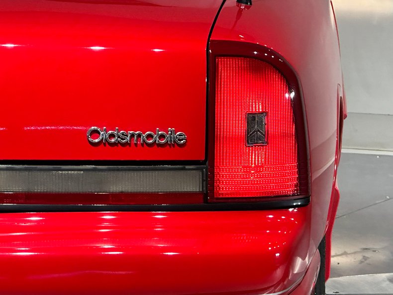 1991 Oldsmobile Cutlass 36