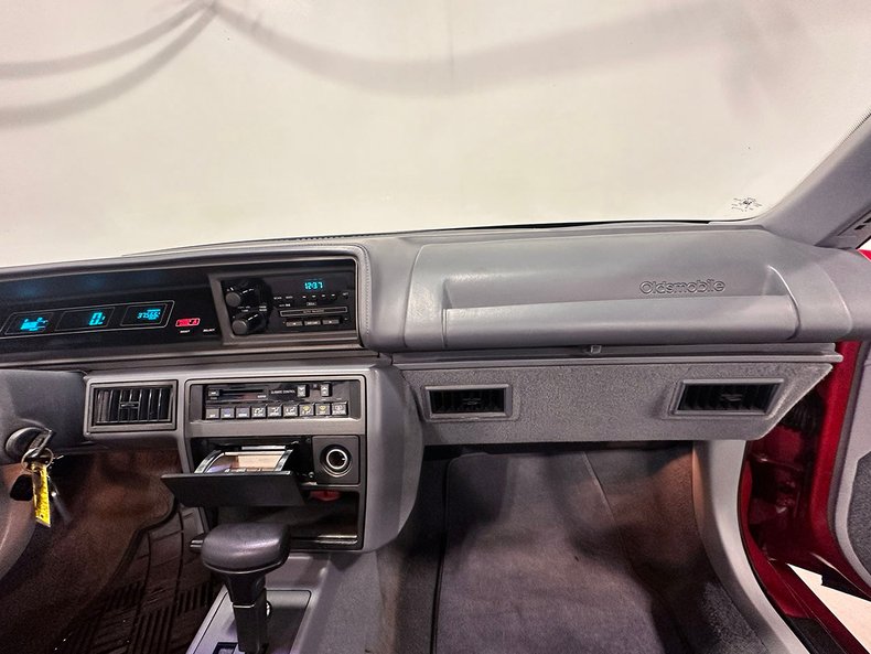 1991 Oldsmobile Cutlass 53
