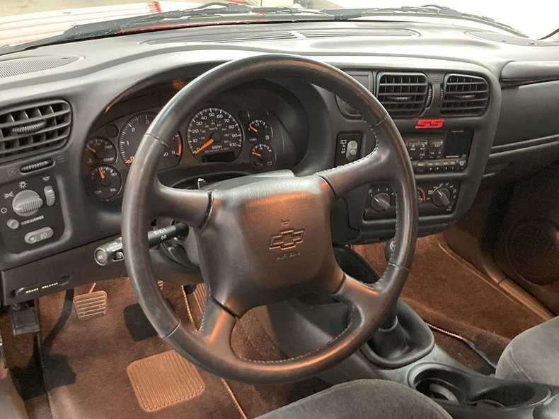 2001 Chevrolet Blazer 23
