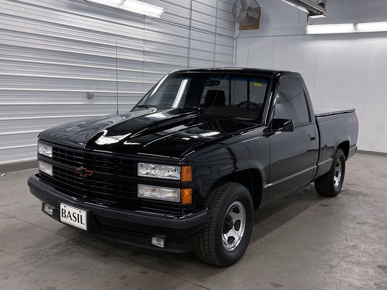 1990 Chevrolet C/1500 | Basil Classics