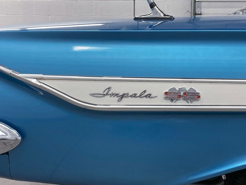 1961 Chevrolet Impala 15