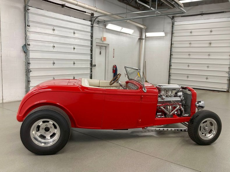 1931 Ford Roadster 36
