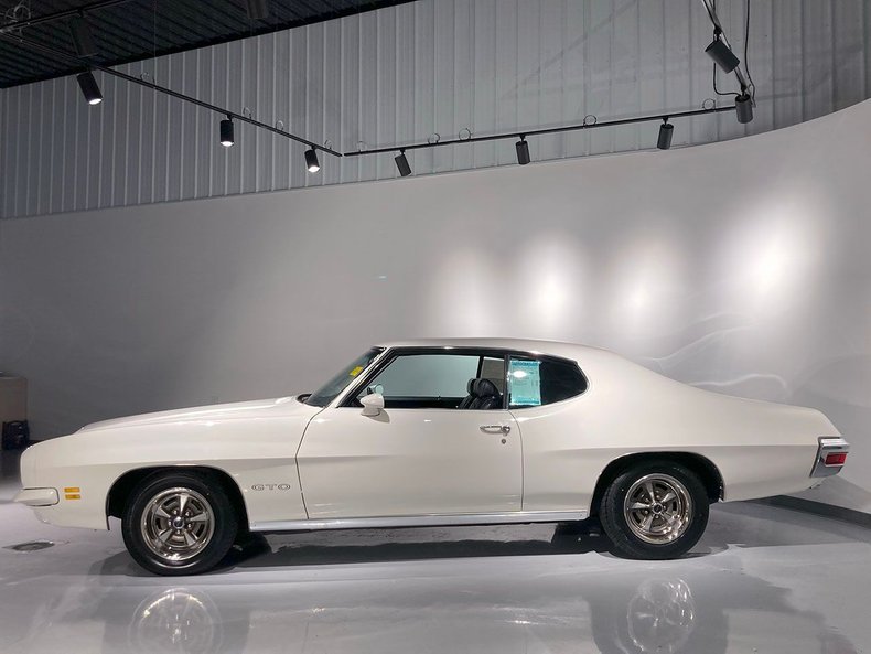 1971 Pontiac GTO 3
