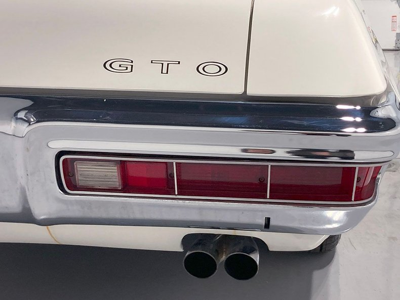 1971 Pontiac GTO 14