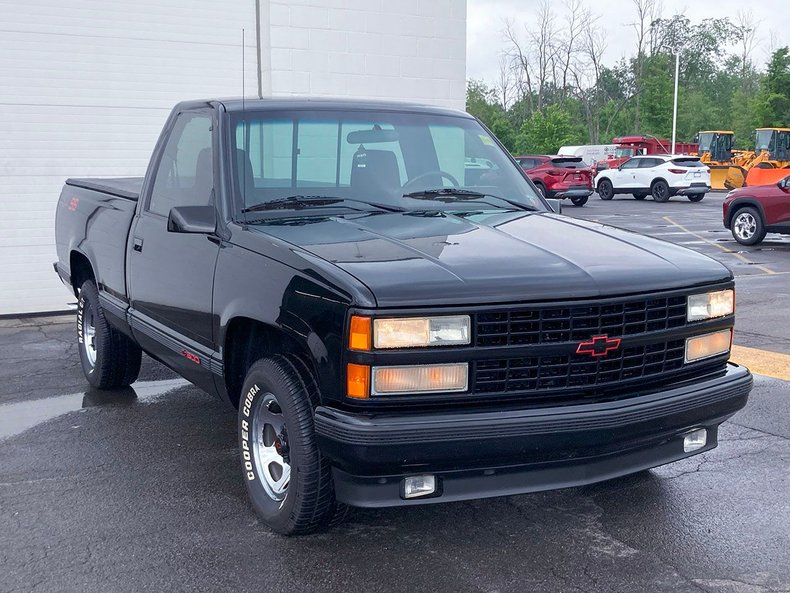 1990 Chevrolet C/1500 | Basil Classics