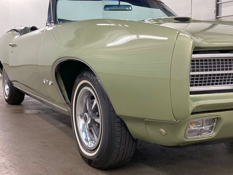 1969 Pontiac GTO 23