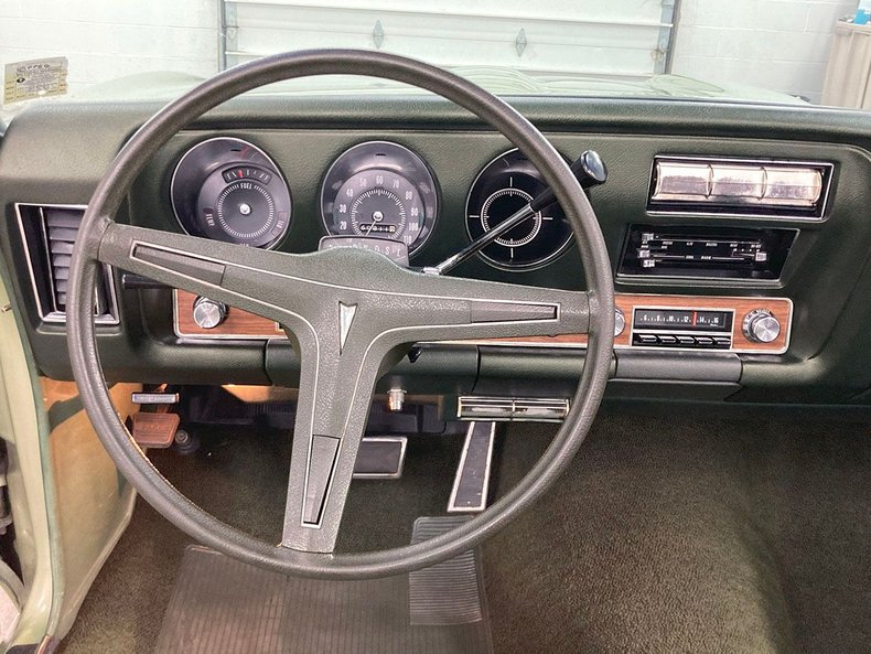 1969 Pontiac GTO 50