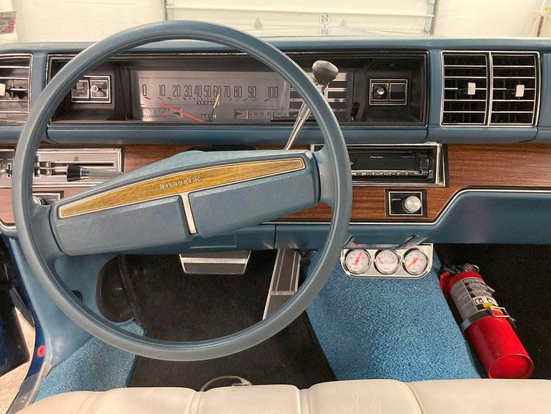 1976 Buick LeSabre 37