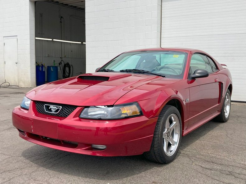 2003 Ford Mustang 36