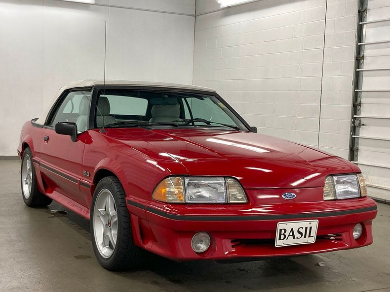 1989 Ford Mustang 67