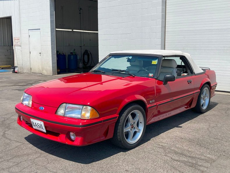 1989 Ford Mustang 65